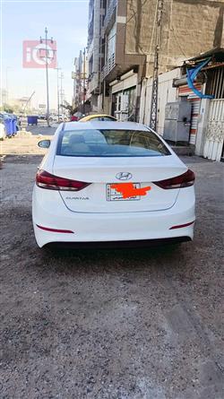 هیوندای ئەلەنترا